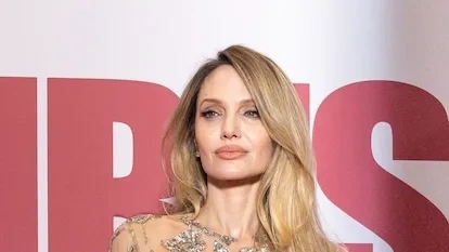 今日大赛实时热点：娱乐新闻视频报道